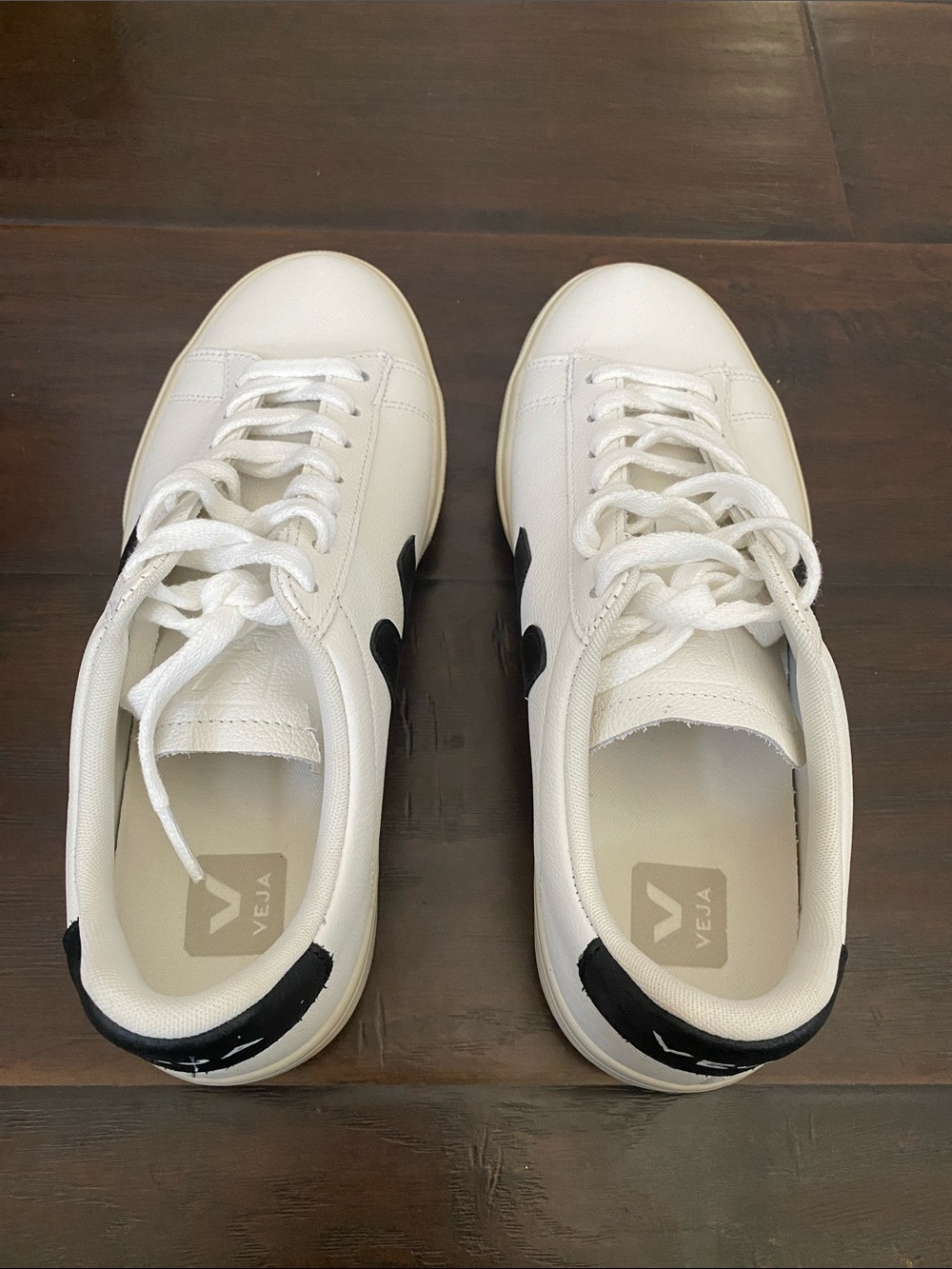 New with box Veja Campo Leather upper lace up shoes women’s size 10 - Picture 5 of 9